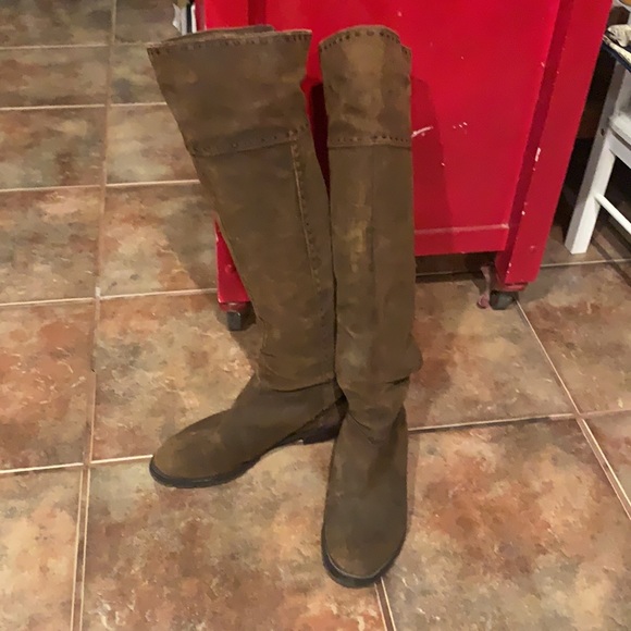 Adrianne Vittadini dark brown distressed suede boot - Picture 3 of 13